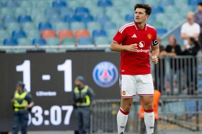 Man Utd hòa PSG 1-1: Maguire rực sáng cùng tân binh Tielemans, Mason Mount chấn thương