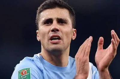 Barcelona quyết định chi 70 triệu euro nhằm dứt điểm thương vụ Rodri từ Manchester City