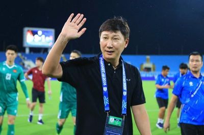 Tuyển Việt Nam đón Đặng Văn Lâm trở lại trước vòng bán kết ASEAN Cup 2026 với Malaysia