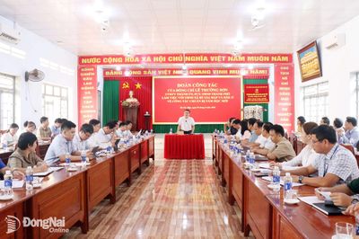 Lãnh đạo thành phố Đồng Nai làm việc với xã Bù Gia Mập, Đăk Ơ về công tác chuẩn bị năm học mới