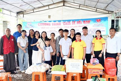 Hơn 160 triệu đồng ‘Chia sẻ nỗi đau’ cho một gia đình bạo bệnh
