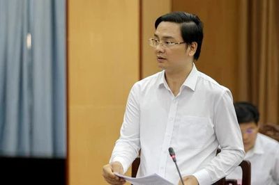 Tạm đình chỉ công tác đối với Giám đốc Sở Giáo dục và Đào tạo tỉnh Tuyên Quang