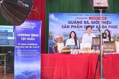 Giúp nông dân đưa nông sản lên sàn