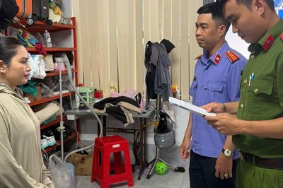 Vì sao Huỳnh Hạ Thi bị khởi tố, cấm đi khỏi nơi cư trú?