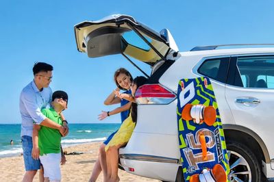 Lái xe đưa gia đình đi du lịch: 10 lưu ý nhỏ giúp tránh rắc rối lớn trên suốt hành trình