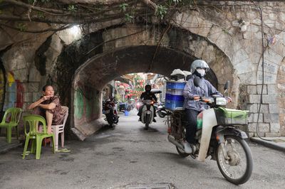 Cận cảnh 131 vòm cầu đường sắt ở Hà Nội sắp được 'thay áo mới'