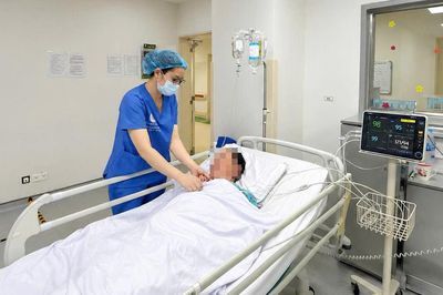 Uống mật cá 'bổ gan', 'tăng cường sức khỏe', người đàn ông 49 tuổi bị tổn thương gan nghiêm trọng