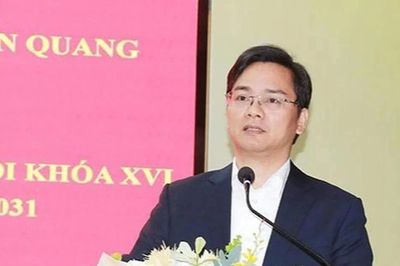 Tạm đình chỉ công tác Giám đốc Sở GD&ĐT Tuyên Quang