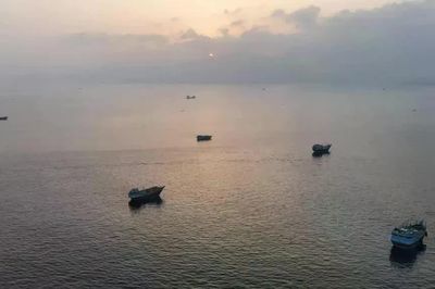 Iran tuyên bố sẽ không mở lại eo biển Hormuz nếu Mỹ không đáp ứng các yêu cầu của Tehran