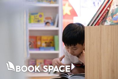 Không ngại để 'khối nghỉ hè' đọc miễn phí, nhà sách kiếm tiền thế nào?