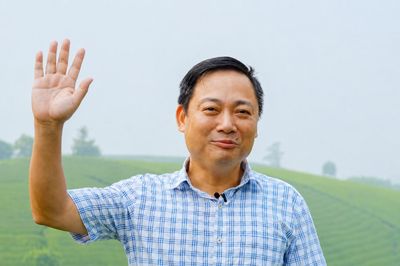 Bí thư ở Phú Thọ 50 tuổi tập làm video quảng bá du lịch