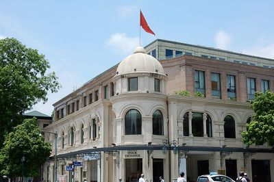 Công ty mẹ HoSE và HNX lãi đậm