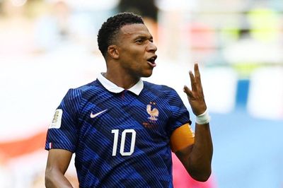 Nước đi táo bạo của Mbappe
