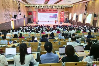 Bồi dưỡng, tập huấn lý luận chính trị cho đội ngũ giảng viên, giáo viên khu vực phía nam
