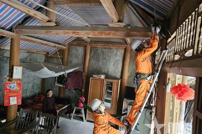 Giá điện giờ cao điểm: Cần tính đủ yếu tố dân sinh