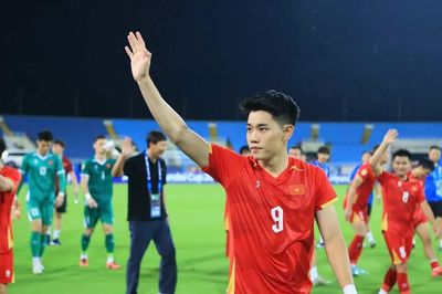 Tuyển Việt Nam áp đảo trong tốp 10 cầu thủ hay nhất vòng bảng ASEAN Cup 2026
