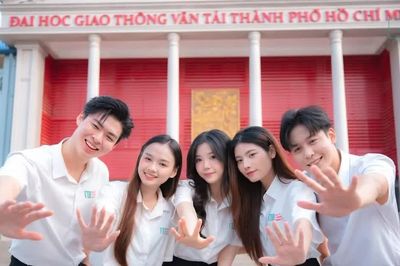 Cú hích nào để ngành 'hot' lên ngôi?