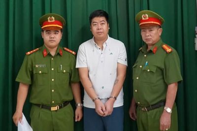 Nữ doanh nhân chi 2,5 tỷ đồng 'chạy án' cho thuộc cấp