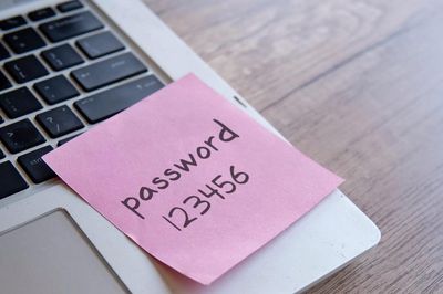 Mật khẩu '1234' khiến hàng chục hệ thống cấp nước tại Mỹ bị tấn công mạng