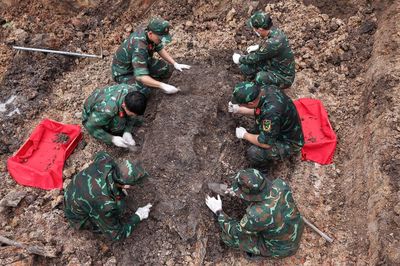 Tìm thấy 256 hài cốt liệt sĩ cùng 151 bộ di vật tại Công viên Lê Thị Riêng
