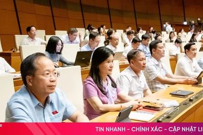 Hoàn thiện dữ liệu, tăng cường chia sẻ thông tin về người lao động Việt Nam đi làm việc ở nước ngoài
