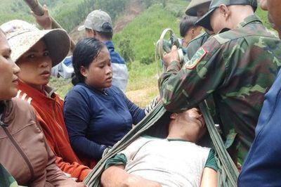 Tìm thấy người đàn ông đi rừng nhiều ngày không về