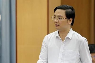 Tạm đình chỉ công tác Giám đốc Sở GD&ĐT Tuyên Quang