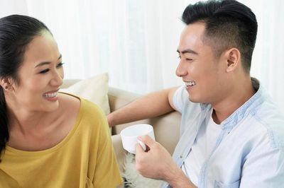 Hẹn hò hậu ly hôn: Khi chiếc ví khép lại trước lúc mở lòng