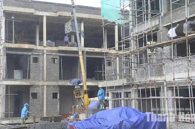 Cuộc chạy đua với thời gian ở những ngôi trường vùng biên