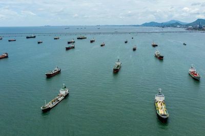 Vì sao khó tìm tuyến vận chuyển thay thế eo biển Hormuz?