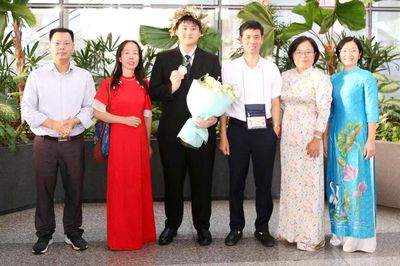 Bắc Ninh thưởng gần 2,7 tỷ đồng cho giáo viên, học sinh đoạt huy chương Olympic