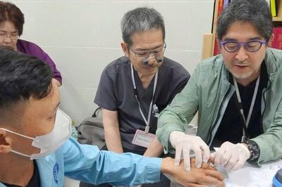 Chuyên gia Nhật Bản khám miễn phí cho người có dị tật cần phẫu thuật tạo hình