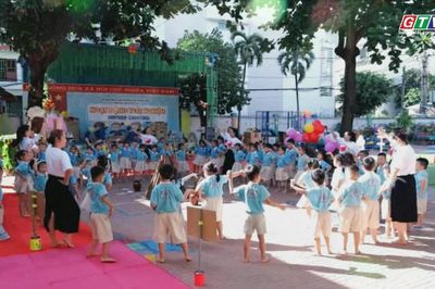 Lớp học không tường: Một ngày "cắm trại" ngay trong sân trường