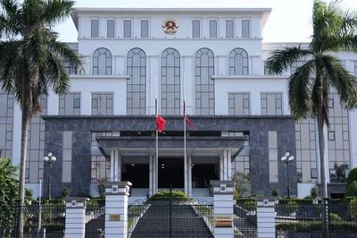 Lào Cai thực hiện nghi thức Quốc tang cố Chủ tịch Quốc hội Lào