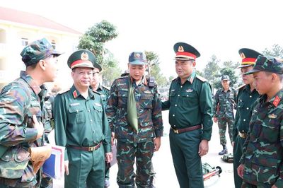 Điểm tựa quốc phòng cho chặng đường phát triển mới