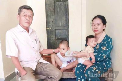Lặng thầm giúp người đồng cảnh