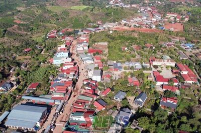Phát triển thương mại, dịch vụ ở xã biên giới