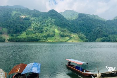 'Đánh thức' tiềm năng du lịch hồ Vai Miếu