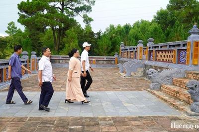 Cơ chế đặc thù và bài toán phát huy giá trị di sản