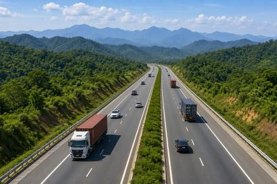 Bộ Xây dựng đề nghị xem xét, cân đối vốn đầu tư hơn 12km cao tốc Hòa Bình - Mộc Châu