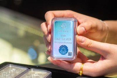 Giá bạc ngày 10/8: Bạc thế giới và trong nước đảo chiều giảm nhẹ