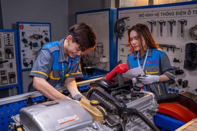 Khi ô tô bước vào kỷ nguyên điện, nghề kỹ sư sẽ thay đổi thế nào?