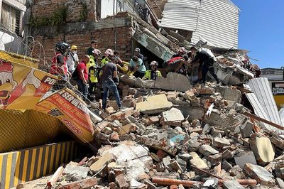 Ít nhất 30 người chết sau trận động đất ở Colombia