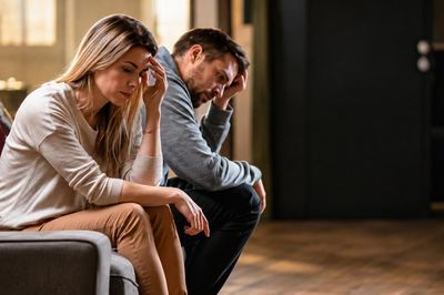 Hôn nhân càng lâu càng dễ mắc 3 sai lầm này: Người khôn ngoan đều biết cách tránh