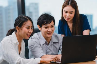 5 cung hoàng đạo là 'đồng đội vàng' nơi công sở: Không chỉ giỏi mà còn kéo bạn cùng tiến