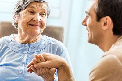 Sau 70 tuổi tôi mới thấm: Có những điều càng giữ trong lòng, tuổi già càng cô đơn
