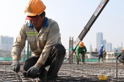 Cách phòng ngừa say nóng, kiệt sức tại công trường, nhà xưởng