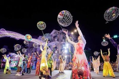 Sắc màu nghệ thuật thắp sáng phố biển Cửa Lò