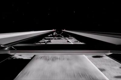 Elon Musk muốn biến Mặt Trăng thành 'nhà máy AI'