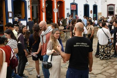 40.000 lượt khách tạo kỷ lục cho lễ hội văn học ở Brasil